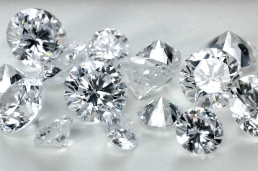 买钻石需要看哪些条件呢
