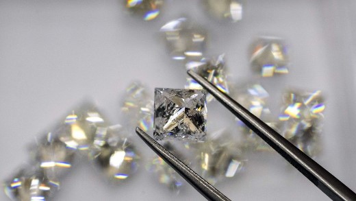 最便宜的钻石要多少钱?