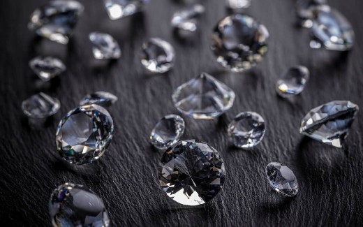 11分的钻石一般多少钱一颗？