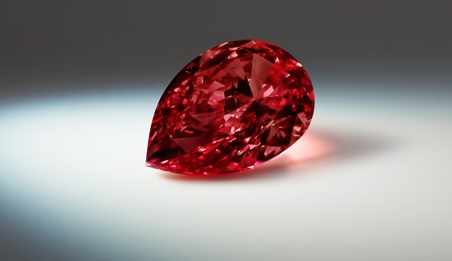 Argyle Everglow红色钻石拍卖 克拉以上的红钻回收价格是多少