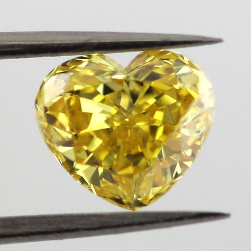 非洲莱索托发现了重达110克的浅黄色钻石原石