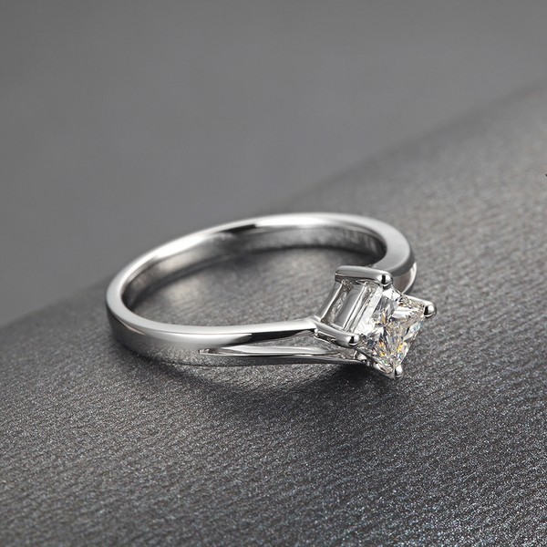 一般人结婚买多少钱价位的钻石戒指