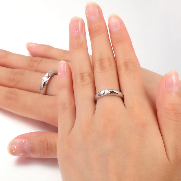 订婚需要买钻石戒指吗