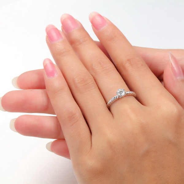 怎样买钻石戒指更便宜呢?
