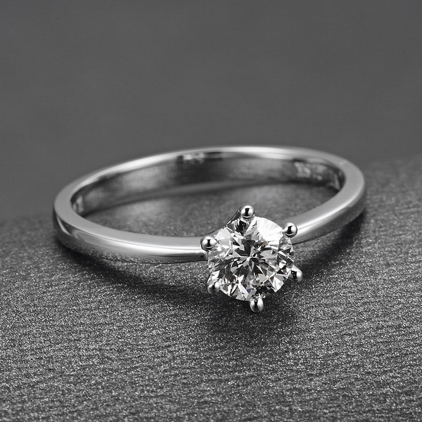 买钻石戒指要注意什么呢