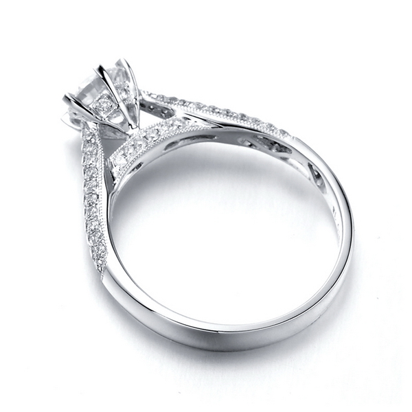 买什么款式的情侣戒指比较好?