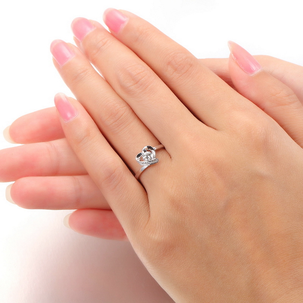买钻石戒指一般怎么选?