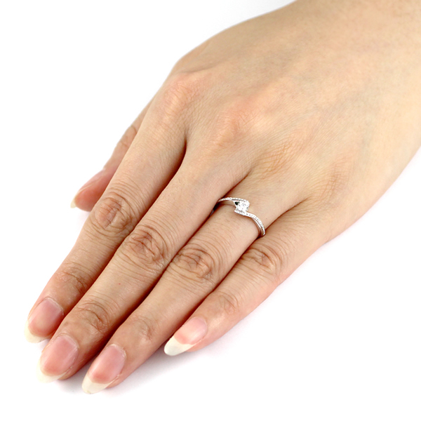 结婚买钻石戒指应该怎样选款式?