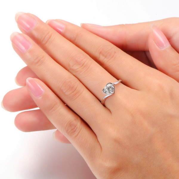结婚戒指一般戴哪个手指?