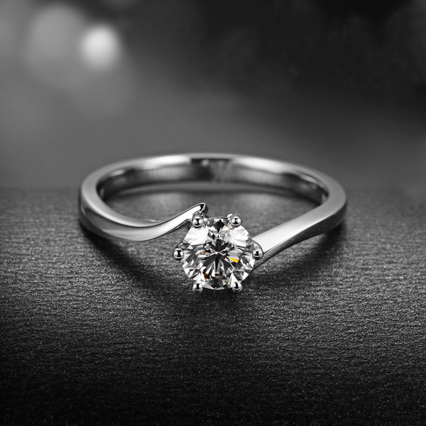 结婚去哪里买钻石戒指便宜