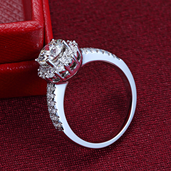 常州结婚戒指是谁买?