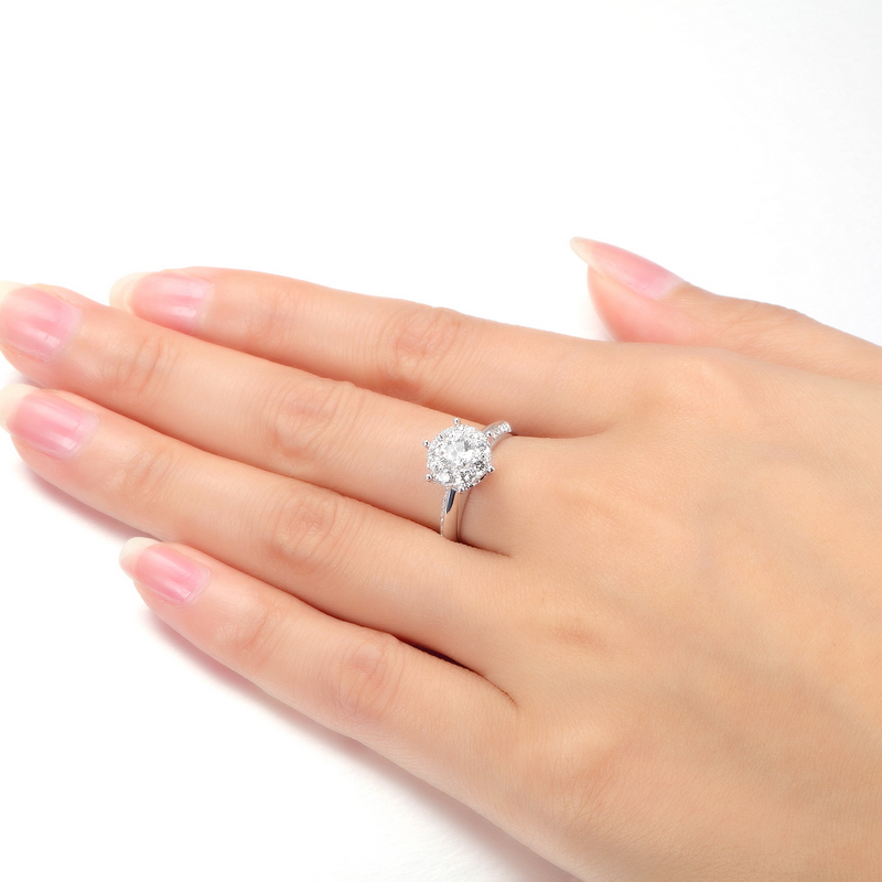结婚想买个一克拉戒指过分吗?