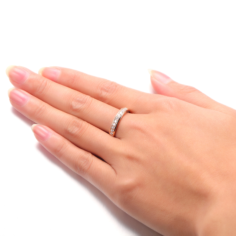 情侣买哪种戒指好?